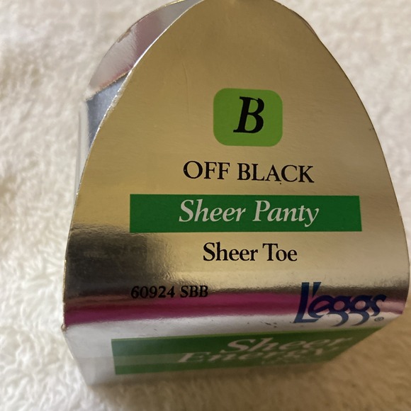 Leggs Sheer Energy Sheer Pantyhose Size B Off Black Sheer Toe NOS 60924 Vintage - Picture 7 of 7